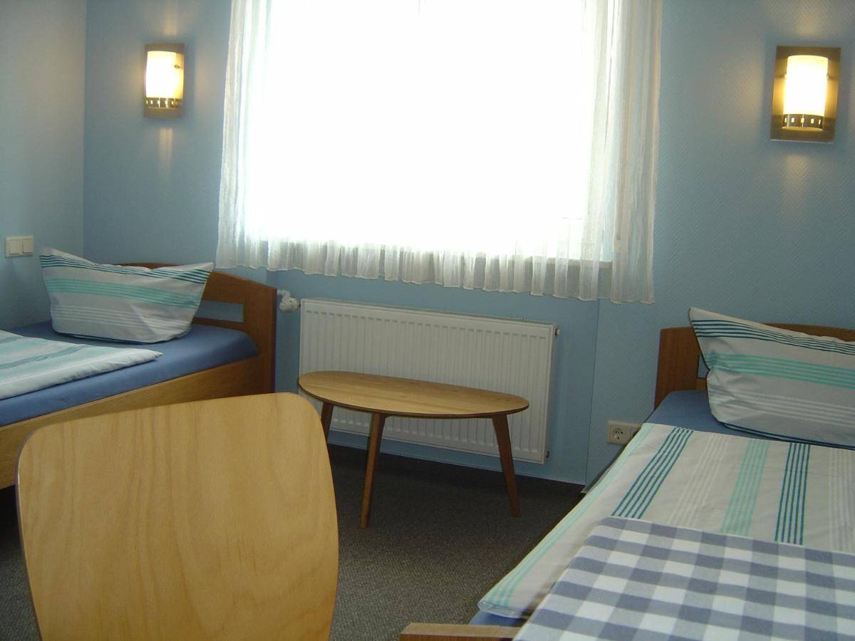 Hotel Garni Pension Ruth Mutterstadt Zewnętrze zdjęcie