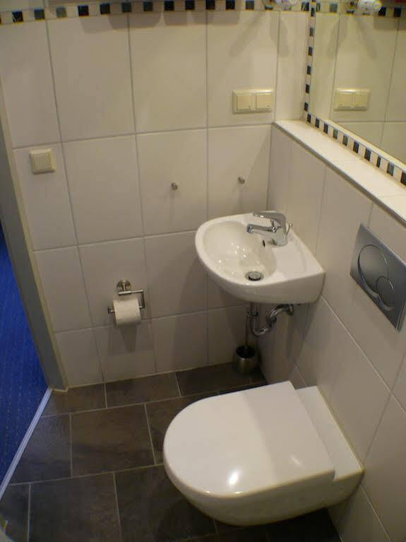 Hotel Garni Pension Ruth Mutterstadt Zewnętrze zdjęcie